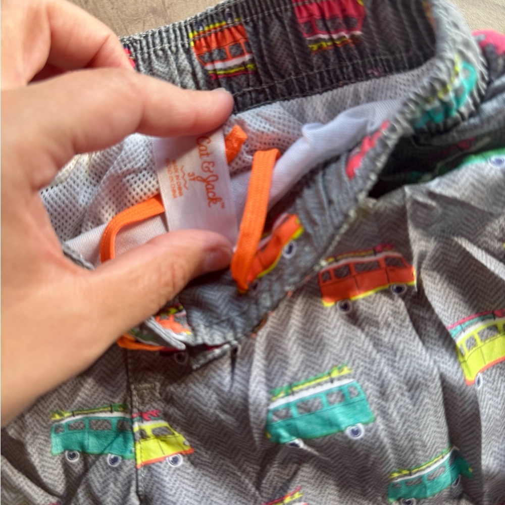 Cat & Jack l Gray Van Print Swim Shorts l Size: 2T - Picture 4 of 6